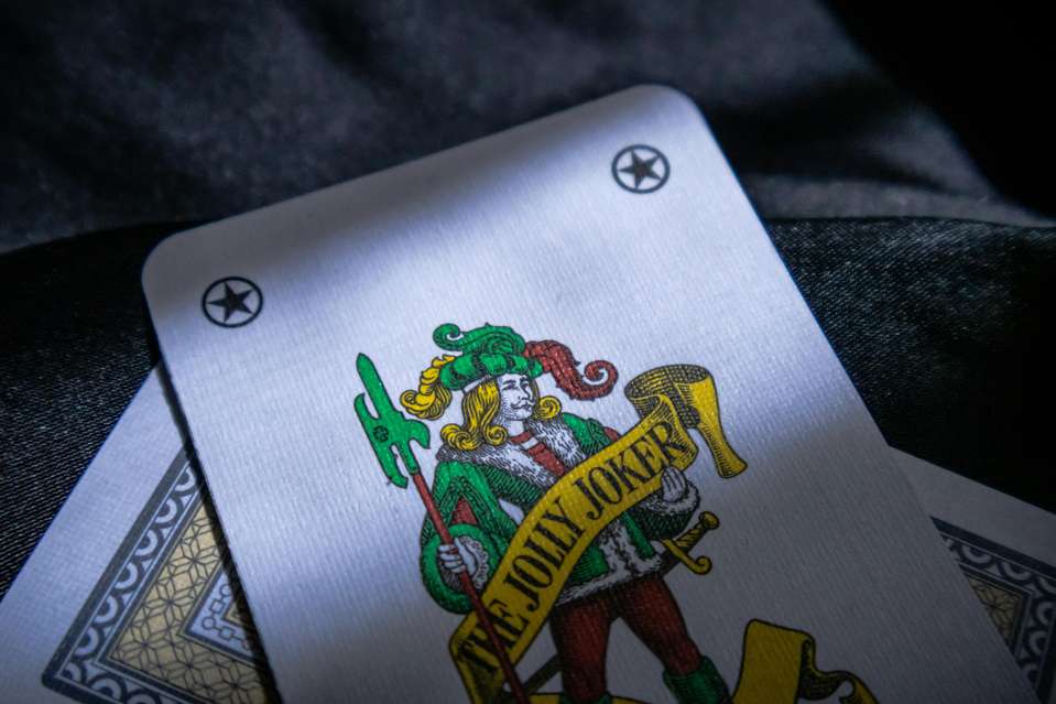 Modèle de contact avec le support de CBET Casino